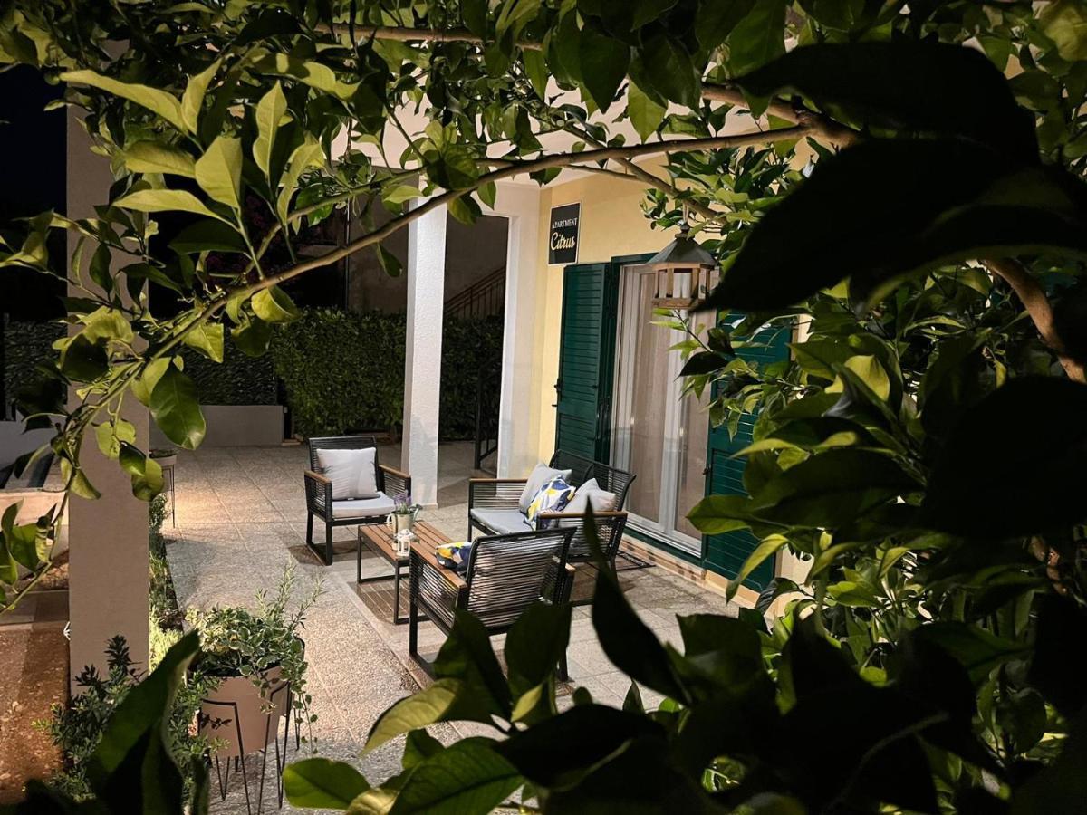 Citrus Accommodation Каштела Экстерьер фото